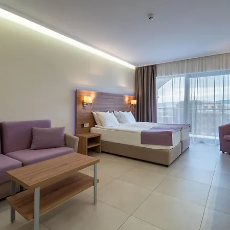 Belvedere 5* プリモルスコ