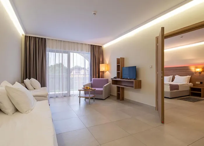 Ξενοδοχείο Belvedere 5*